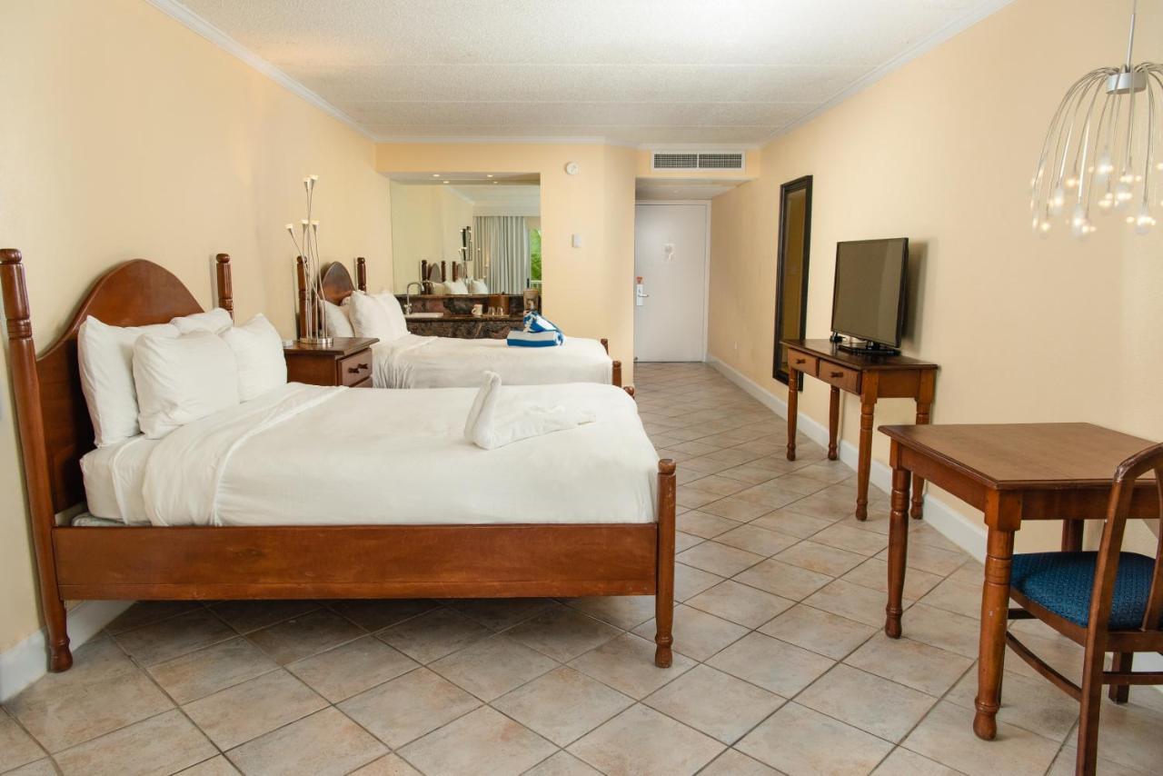 Abaco Beach Resort & Boat Harbour Marsh Harbour Exterior foto